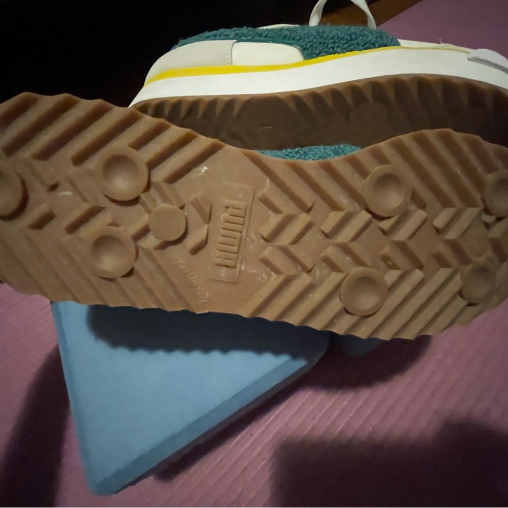 Women’s PUMA NEW WITHOUT TAGS RETRO STYLE SIZE 8 - Picture 7 of 7
